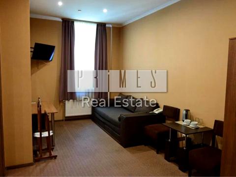 комерційна за адресою Берестейське шосе (Брест-Литовське), 2