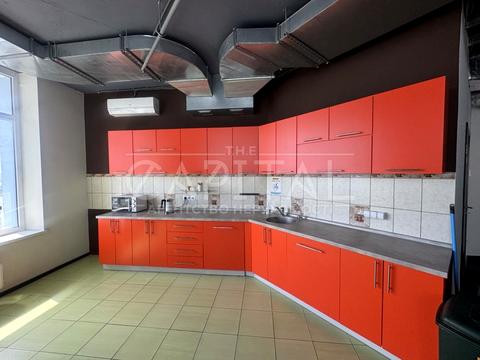 коммерческая по адресу Днепровская набережная ул., 26