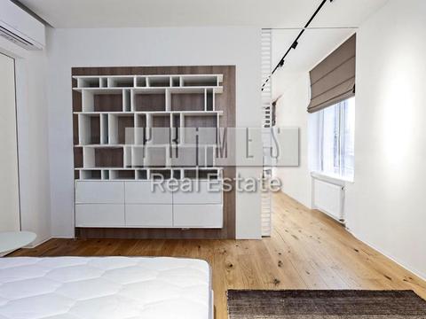 квартира за адресою Андрія Верхогляда вул. (Михайла Драгомирова), 15-Б