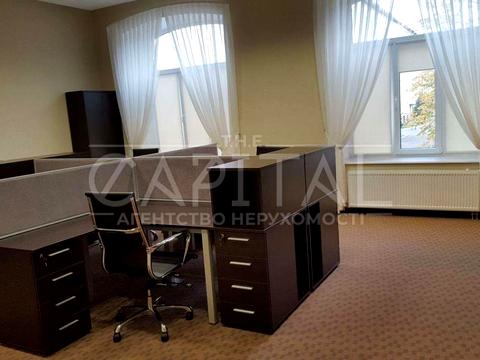 комерційна за адресою Митрофана Довнар-Запольського вул., 7