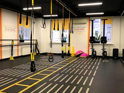 комерційна за адресою Київ, Анни Ахматової вул., 3