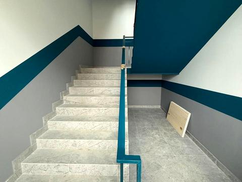 комерційна за адресою Щирецька вул., 23