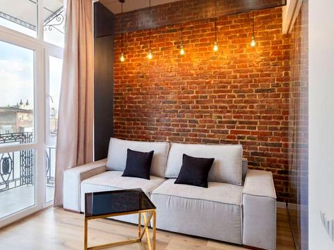 квартира за адресою Богдана Хмельницького вул., 11