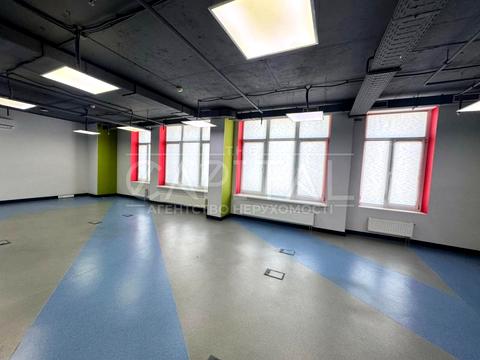 коммерческая по адресу Днепровская набережная ул., 26