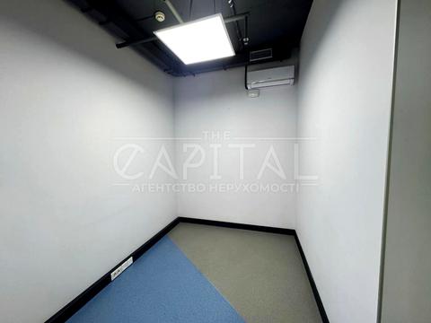 коммерческая по адресу Днепровская набережная ул., 26