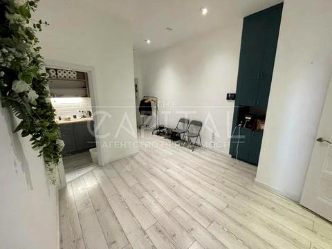 комерційна за адресою Київ, Велика Васильківська вул. (Червоноармійська), 23а