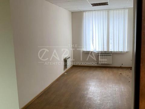 комерційна за адресою Новопирогівська вул., 64а