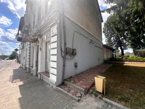 комерційна за адресою Шевченка, 31