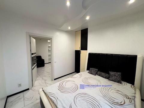 квартира за адресою Левка Лук'яненка вул. (Василя Жуковського), 16, 18, 20, 24