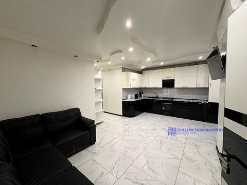 квартира за адресою Левка Лук'яненка вул. (Василя Жуковського), 16, 18, 20, 24