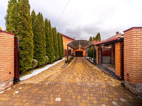 будинок за адресою Набережна, 5