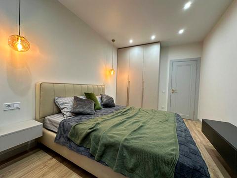 квартира по адресу Олександра Олеся ул., 9-А