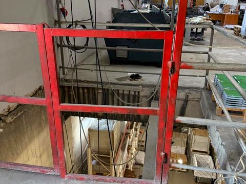 коммерческая по адресу Мрии ул. (Академика Туполева), 19