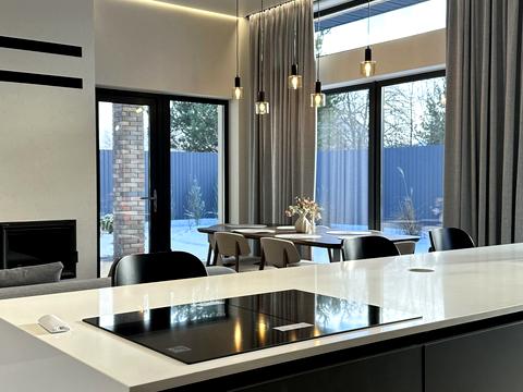 будинок за адресою Богдана Хмельницького вул.