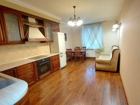 квартира за адресою Дмитрівська вул., 75