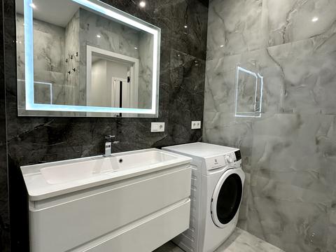 квартира за адресою Причальна вул., 14