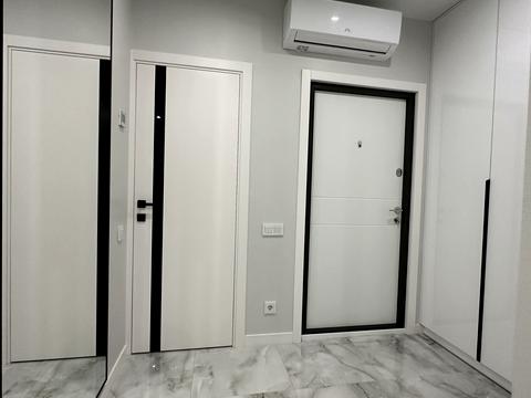 квартира за адресою Причальна вул., 14