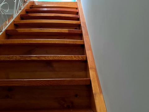 будинок за адресою Київ, Наталії Кобринської вул.