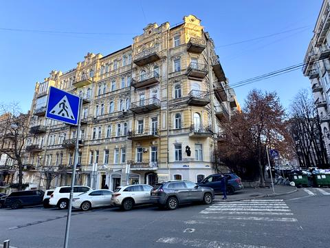 квартира за адресою Заньковецької вул., 6