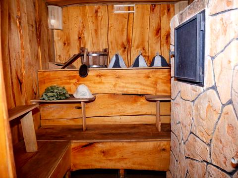 дом по адресу 15 Апреля ул.