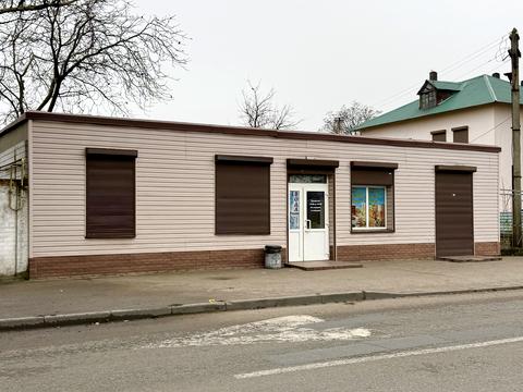 комерційна за адресою Янтарна вул., 43