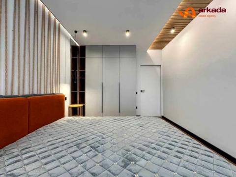 квартира за адресою Степана Бандери вул., (Будинок 4)