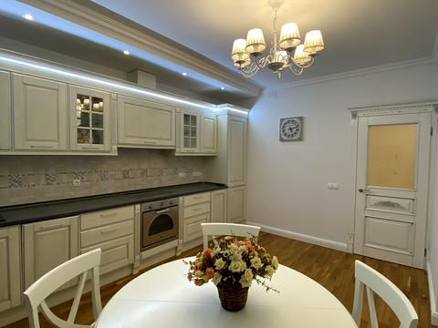 квартира за адресою Михайла Максимовича вул. (Онуфрія Трутенка), 3-Г