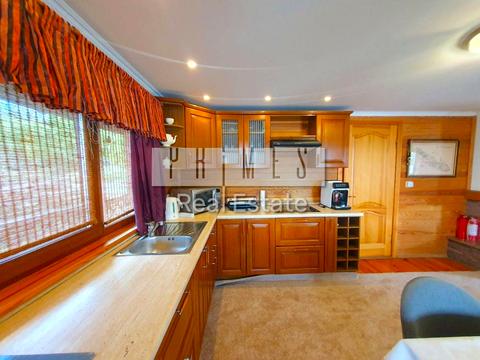 дом по адресу Набережна вул.