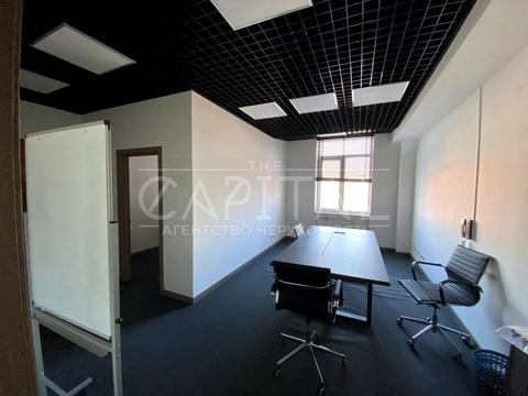 коммерческая по адресу Степана Бандеры просп. (Московський), 1