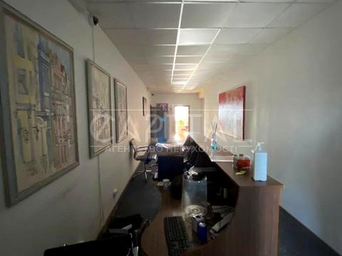 коммерческая по адресу Степана Бандеры просп. (Московський), 1