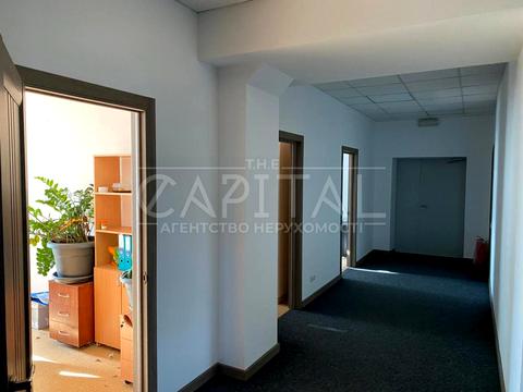 коммерческая по адресу Степана Бандеры просп. (Московський), 1