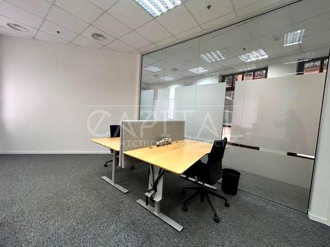 комерційна за адресою Михайлівська вул., 7