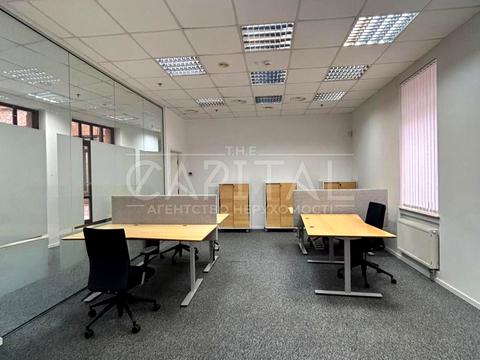 комерційна за адресою Михайлівська вул., 7