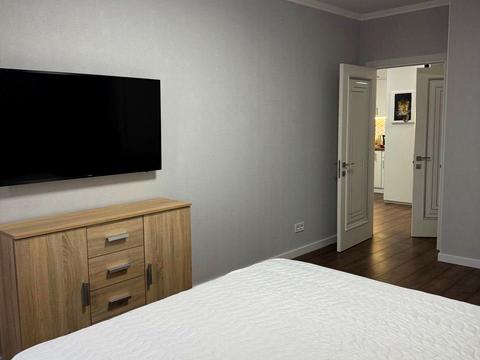 квартира за адресою Київ, Зарічна вул., 3-А