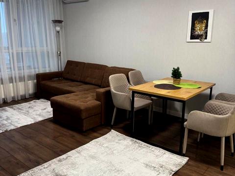 квартира за адресою Київ, Зарічна вул., 3-А