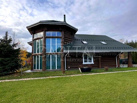 будинок за адресою вул. Світанкова, 1