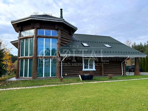 будинок за адресою вул. Світанкова, 1