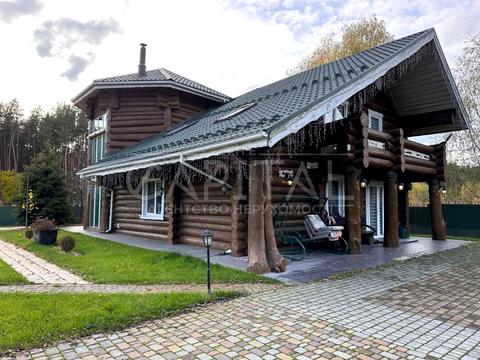 будинок за адресою вул. Світанкова, 1