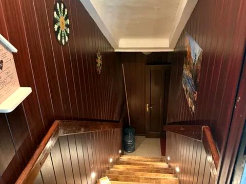 комерційна за адресою Лондонська вул. (Пітерська), 7