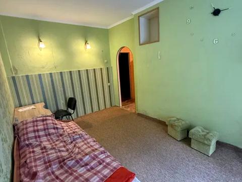 комерційна за адресою Лондонська вул. (Пітерська), 7