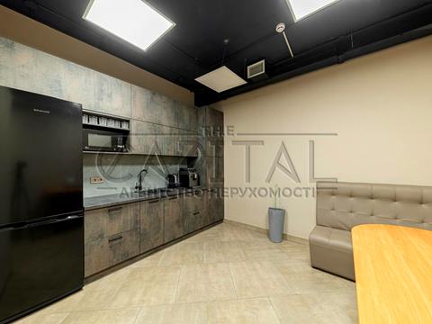 коммерческая по адресу Андрея Верхогляда ул. (Михайла Драгомирова), 14-А