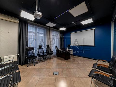 коммерческая по адресу Андрея Верхогляда ул. (Михайла Драгомирова), 14-А