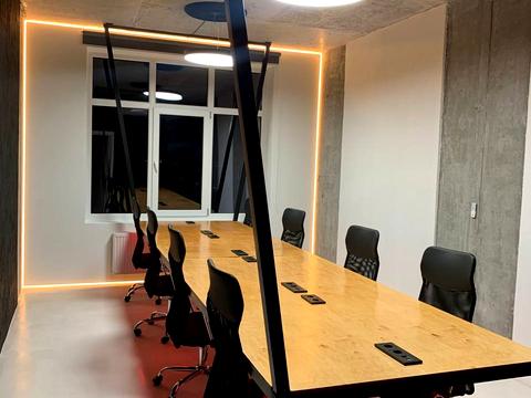 коммерческая по адресу Андрея Верхогляда ул. (Михайла Драгомирова), 15