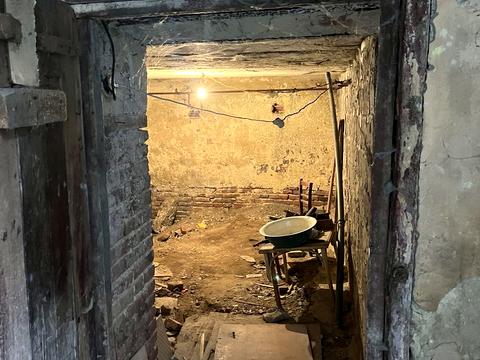 комерційна за адресою Шолом-Алейхема вул., 18