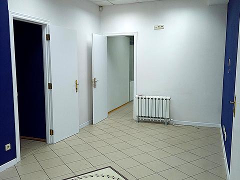 комерційна за адресою Київ, Павлівська вул., 17