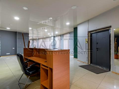 комерційна за адресою Світла вул., 3