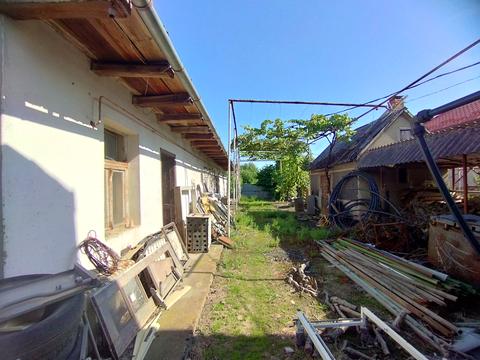 коммерческая по адресу Василя Німчука ул. (Алексея Борканюка), 11