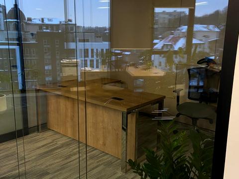 комерційна за адресою Болсуновська вул. (Сергія Струтинського), 13-15