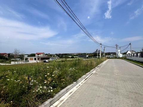 участок по адресу Садовая ул.