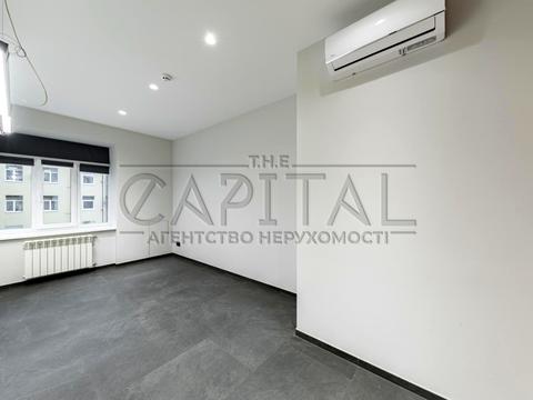 коммерческая по адресу Євгена Гуцала пер. (Кутузова), 3